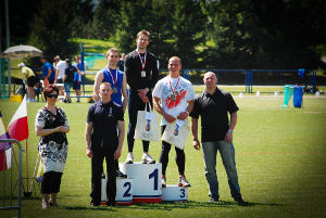 Maciej Chojnacki - dekorowany przez Szymona Ziółkowskiego